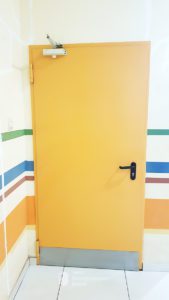 Противопожарная дверь с порошковым напылением / серия FRM7350 Противопожарная дверь с порошковым напылением / серия FRM7350
